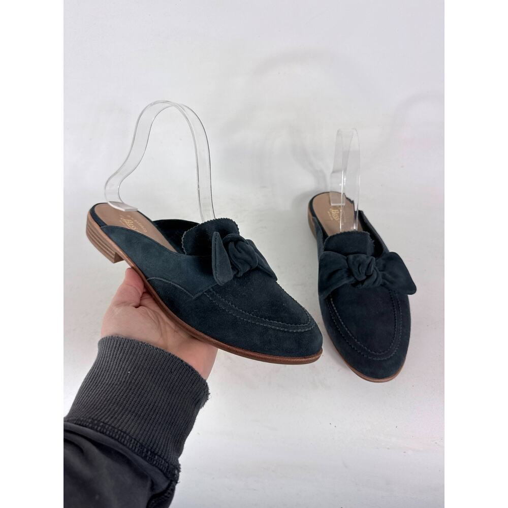 G.H. Bass & Co. Ebbie Suede Mules Sandals Women's 7.5 Navy Blue Bow Slip-On